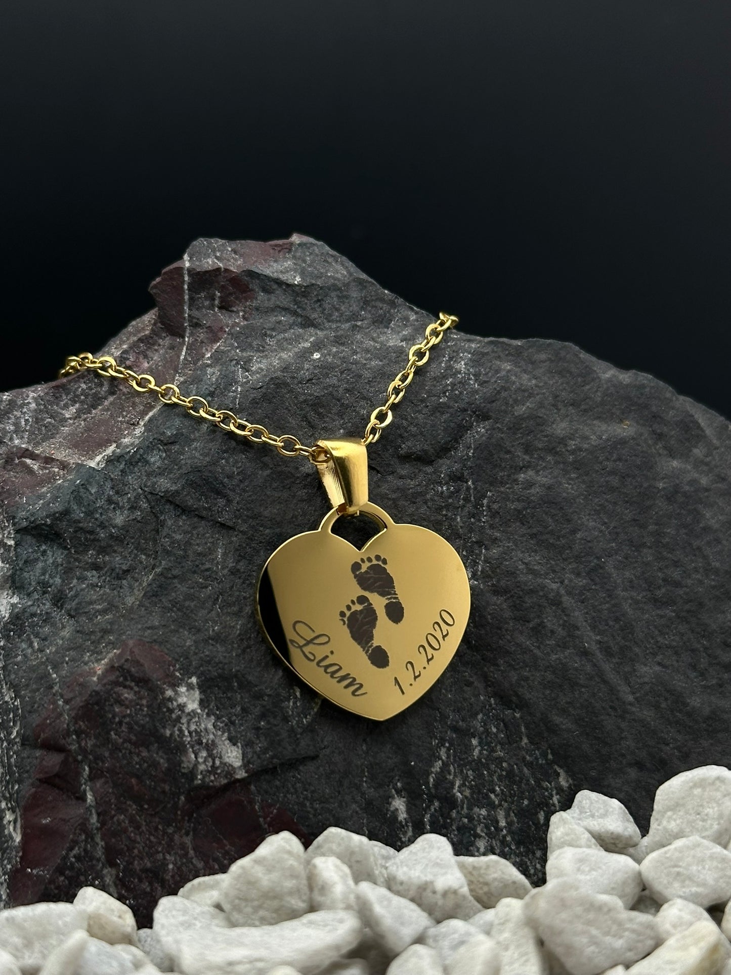 Geburts-Halskette aus Edelstahl mit Herzanhänger