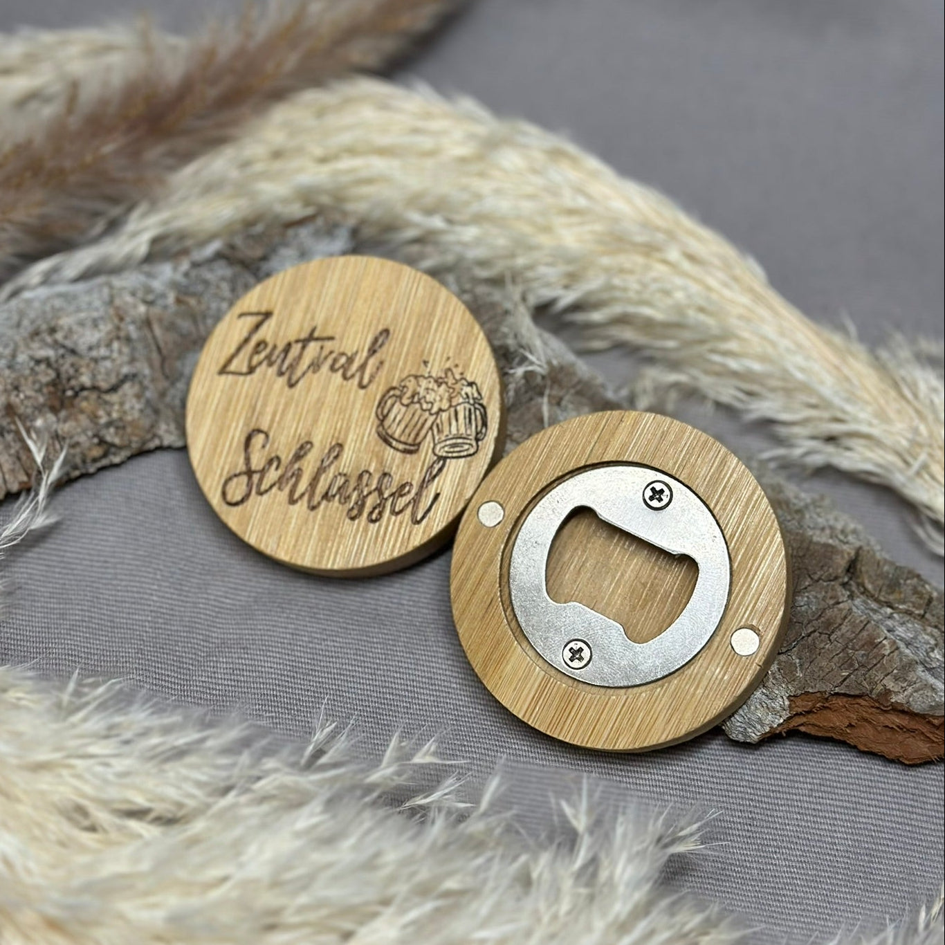 Bambus-Flaschenöffner mit Magnet – Graviert